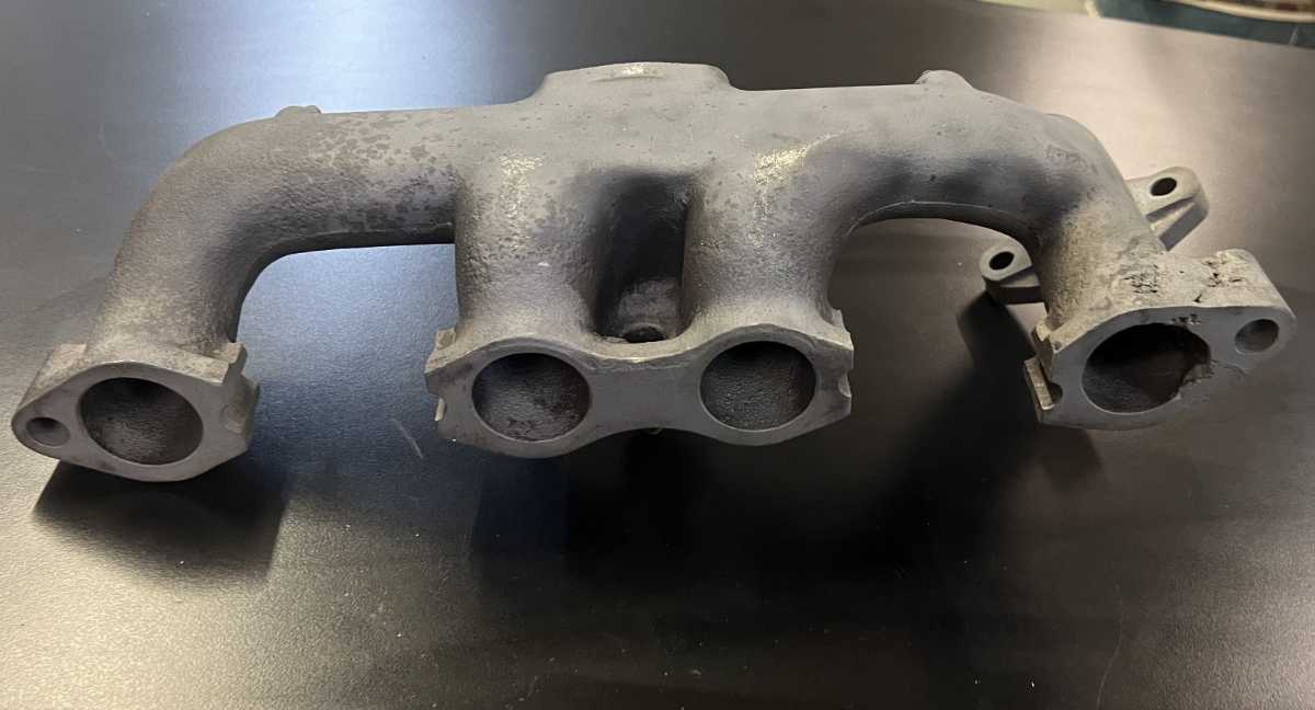 Exhaust Manifold two.jpg