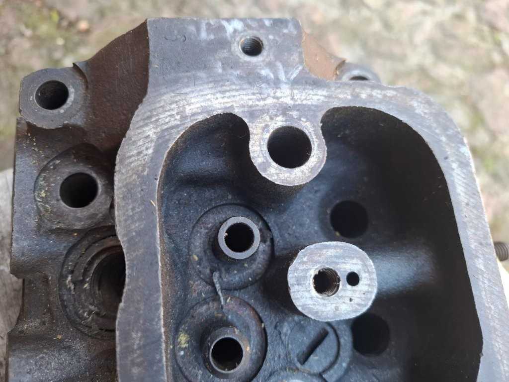 Kopf 180 D v. oben.jpg