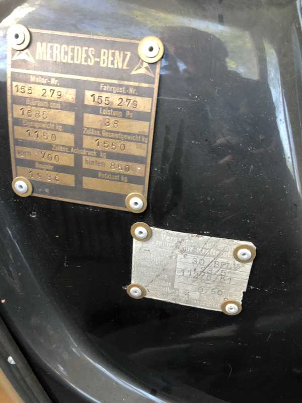 2019-08-23 DB 170V  Typenschild und Fahrgestell-Nr..JPG